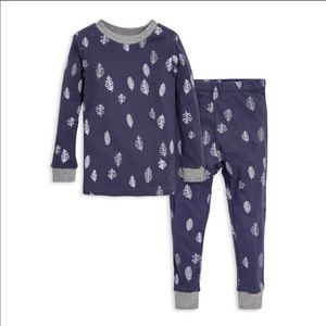 NWT *Bundle* Burt’s bees baby pajamas 2T (2 pairs)